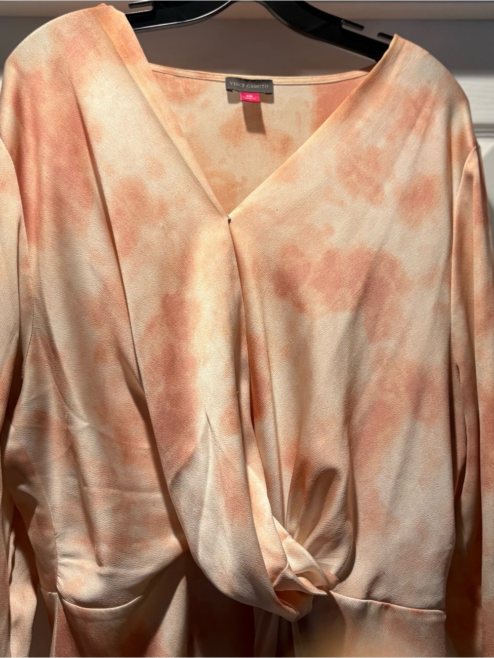 Vince Camuto Peach & Cream Watercolor Tie-Front Blouse S/XL